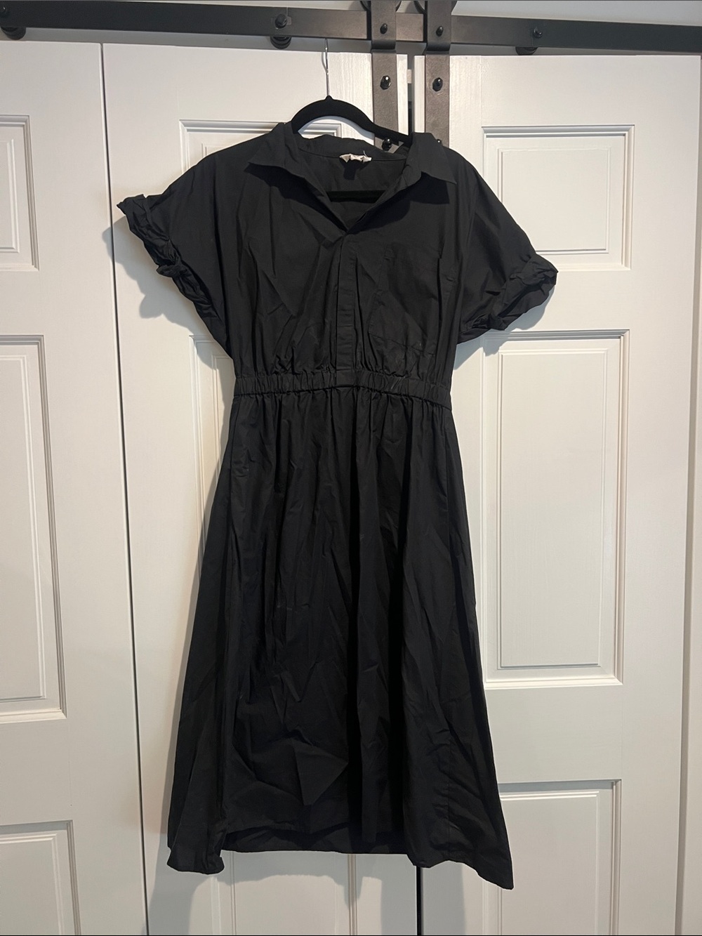 The Korner European boutique designer—Black Short-Sleeve Collared Midi Dress